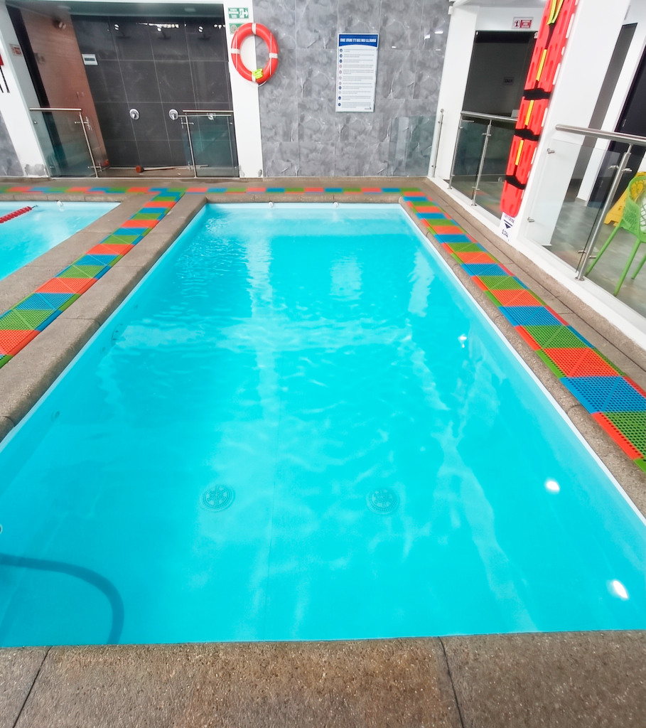 piscina 4